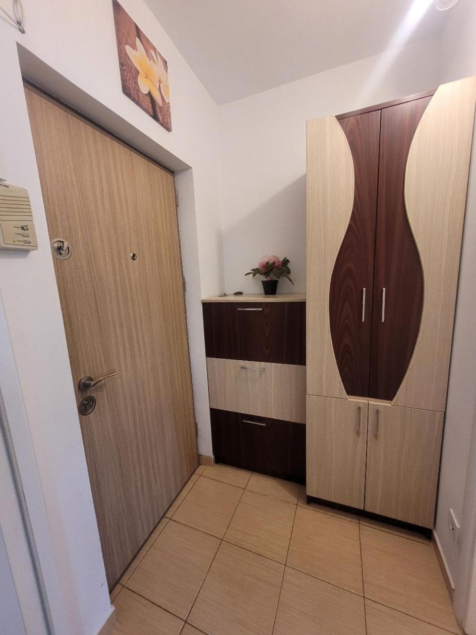 Appartamento Lovely Studio.furnitured, 15min To Center